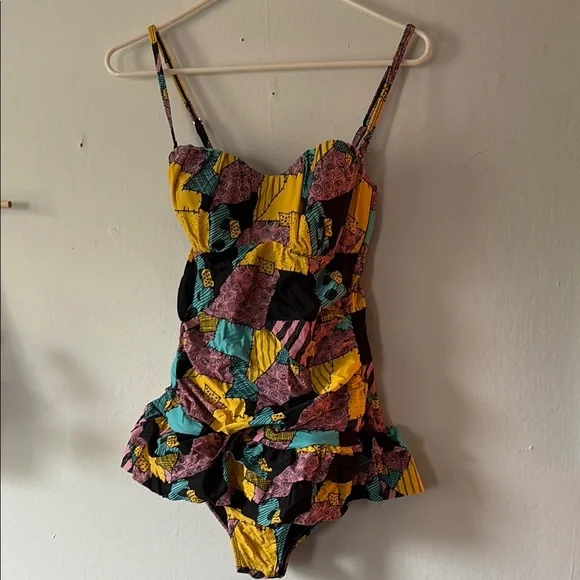 Colorful Patchwork Swimsuit - Picture 2 of 5